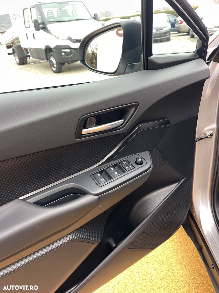Toyota C-HR - 32