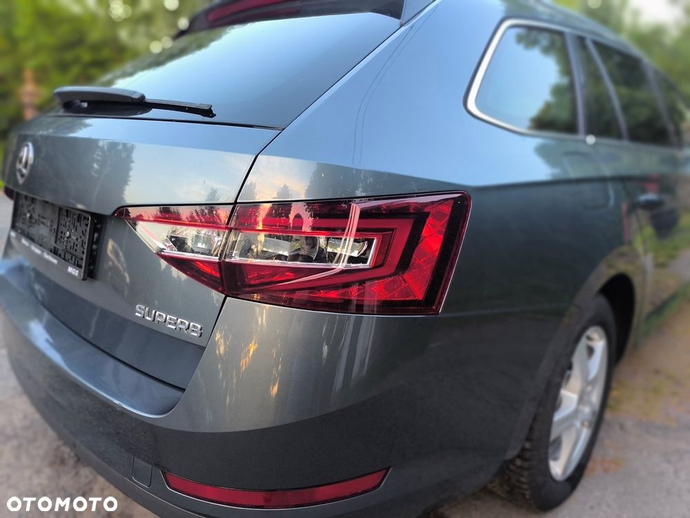 Skoda Superb 2.0 TDI DSG L&K - 12