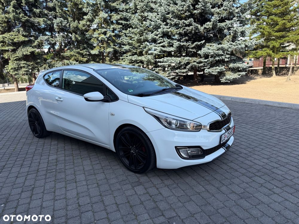 Kia Ceed 1.6 GDI Dream Team Edition - 8