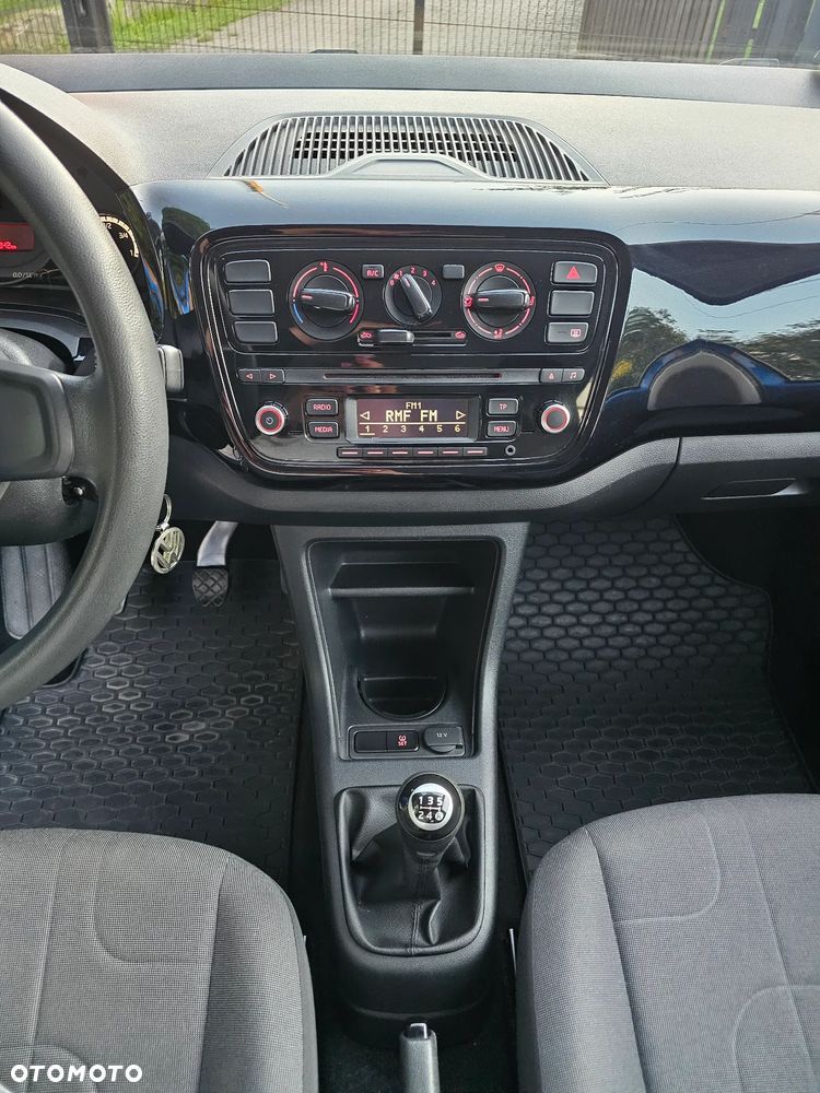 Volkswagen up! 1.0 move - 16