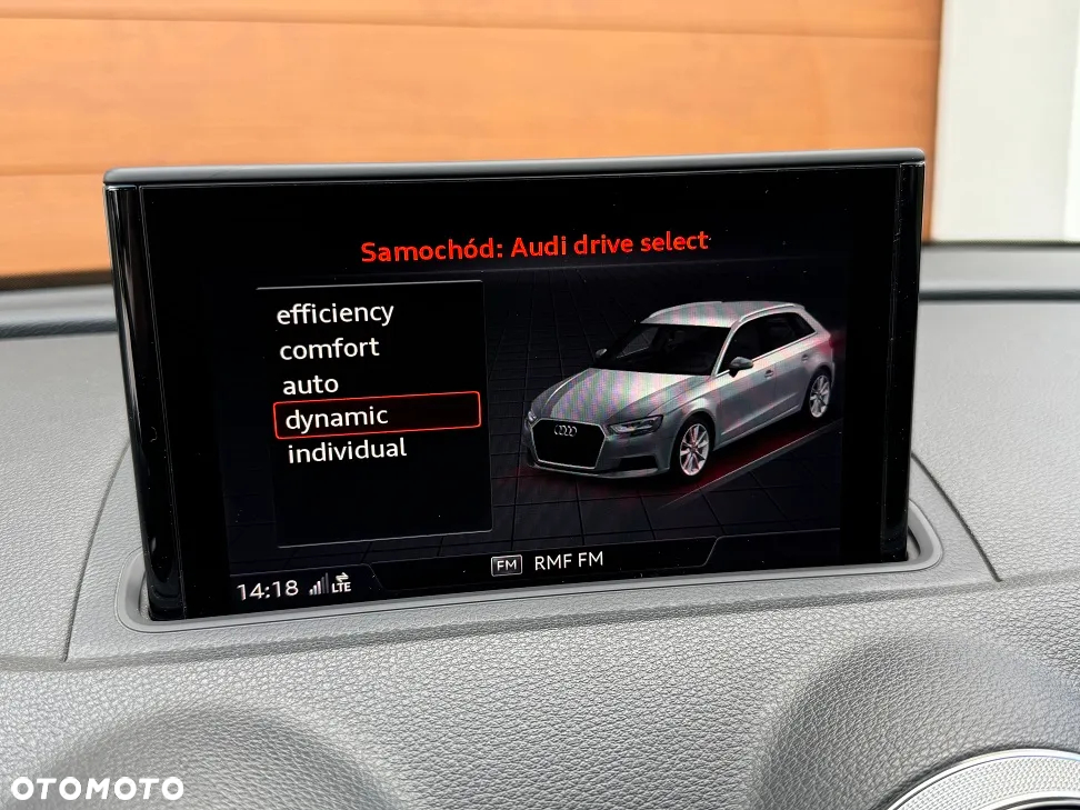 Audi A3 2.0 TDI Sportback (clean diesel) quattro S tronic S line Sportpaket - 29