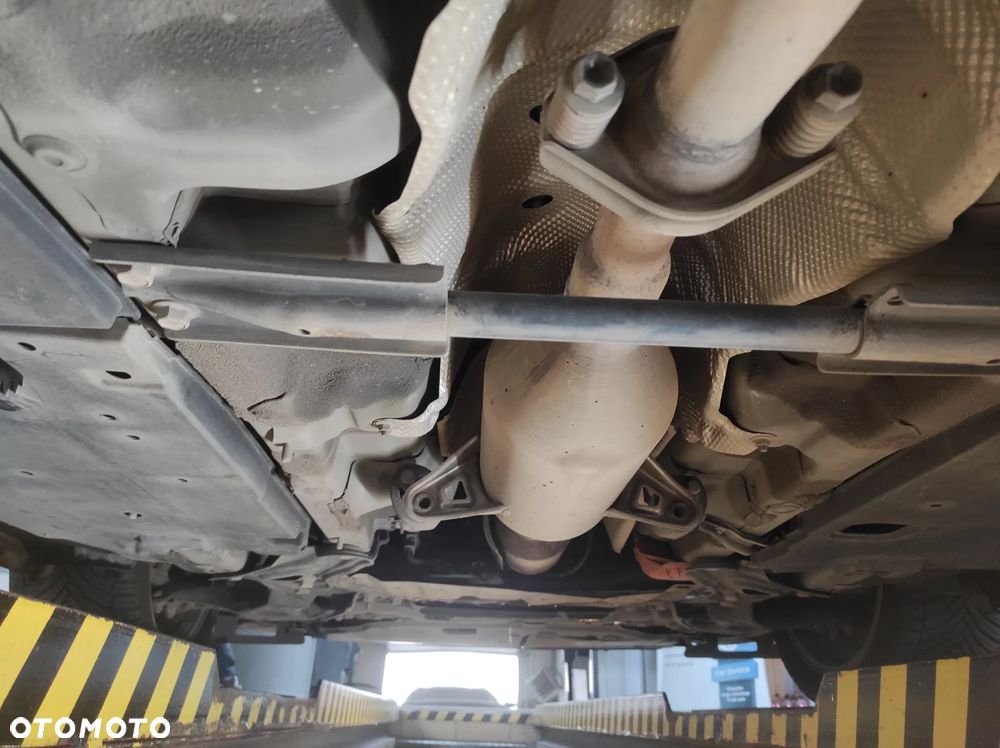 Toyota Auris 1.8 Travel - 39