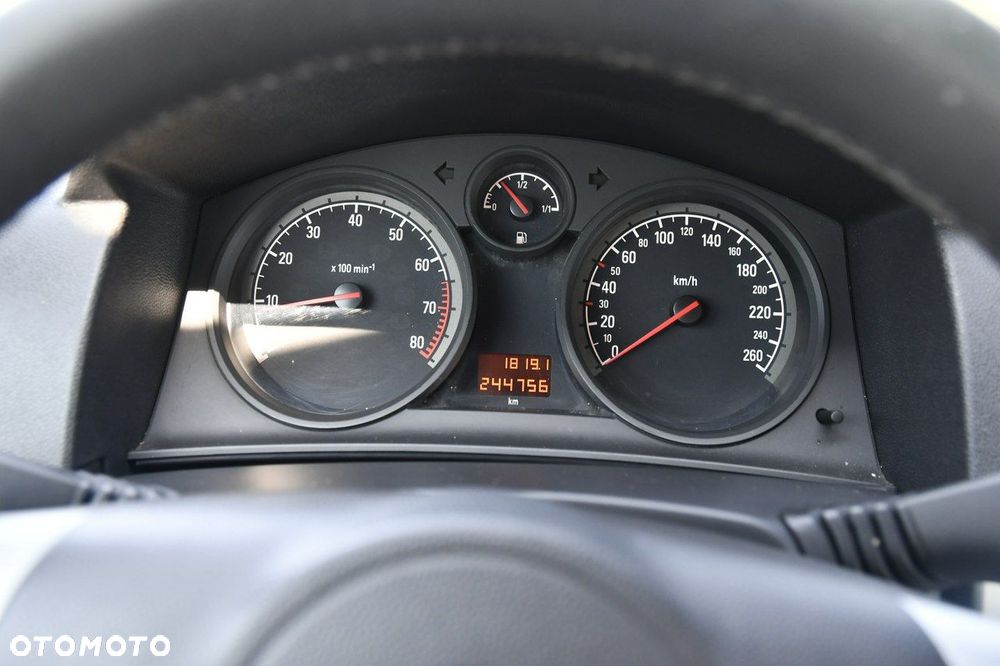 Opel Astra - 25