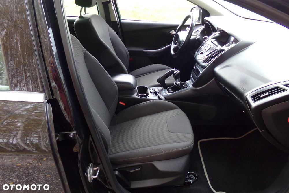Ford Focus - 16
