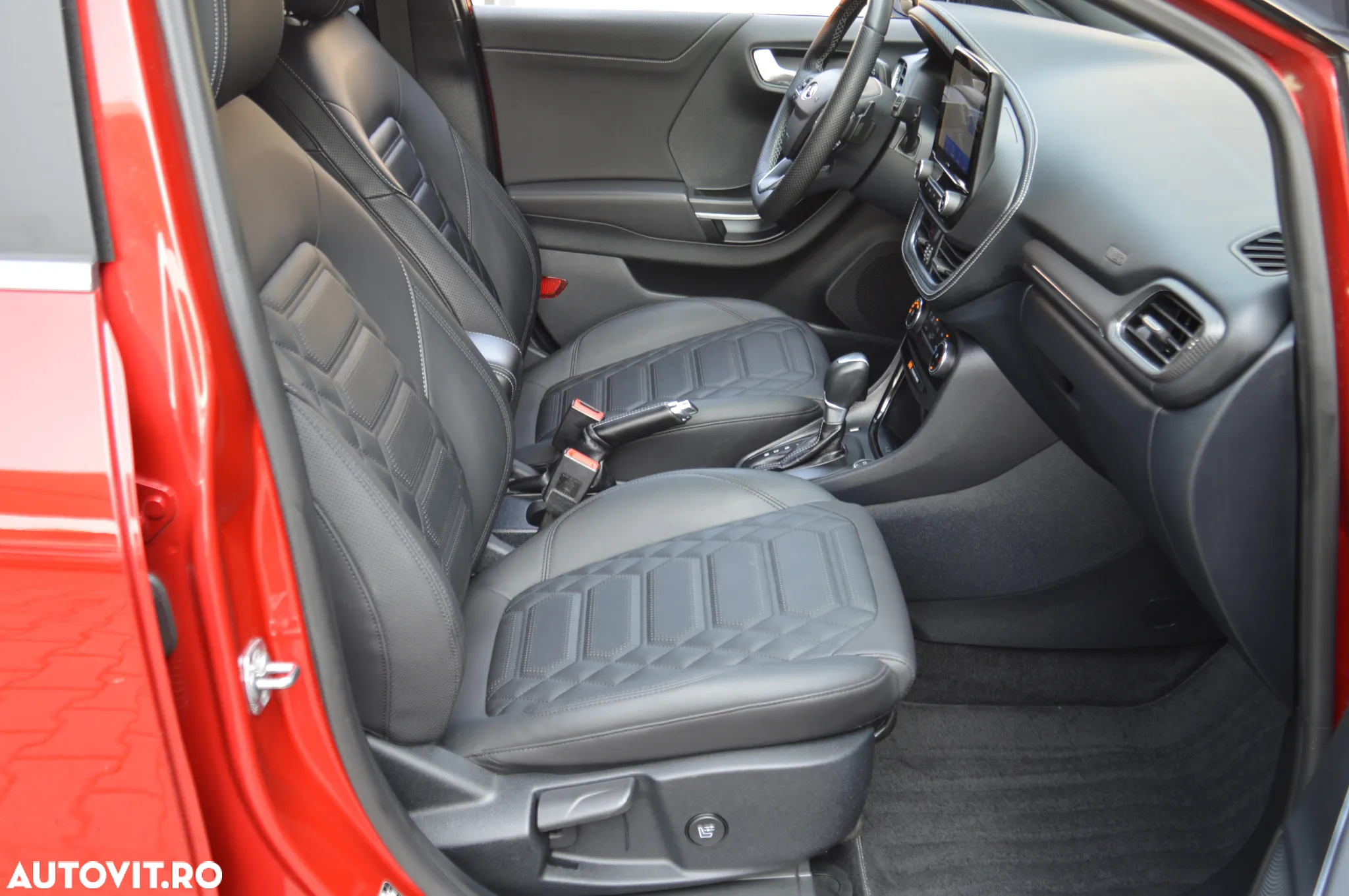Ford Puma 1.0 EcoBoost Hybrid Aut. ST-LINE VIGNALE - 9