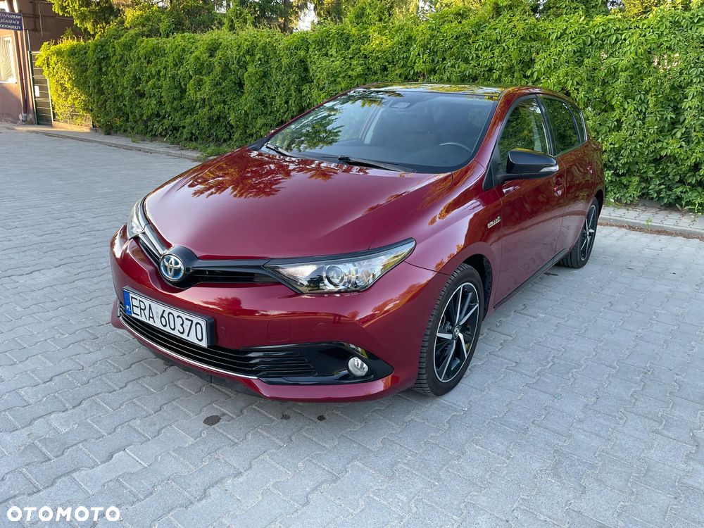 Toyota Auris - 1