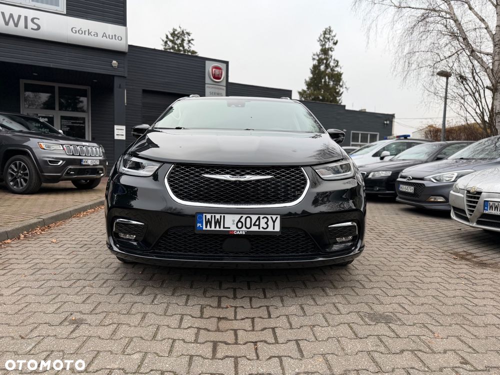 Chrysler Pacifica - 10