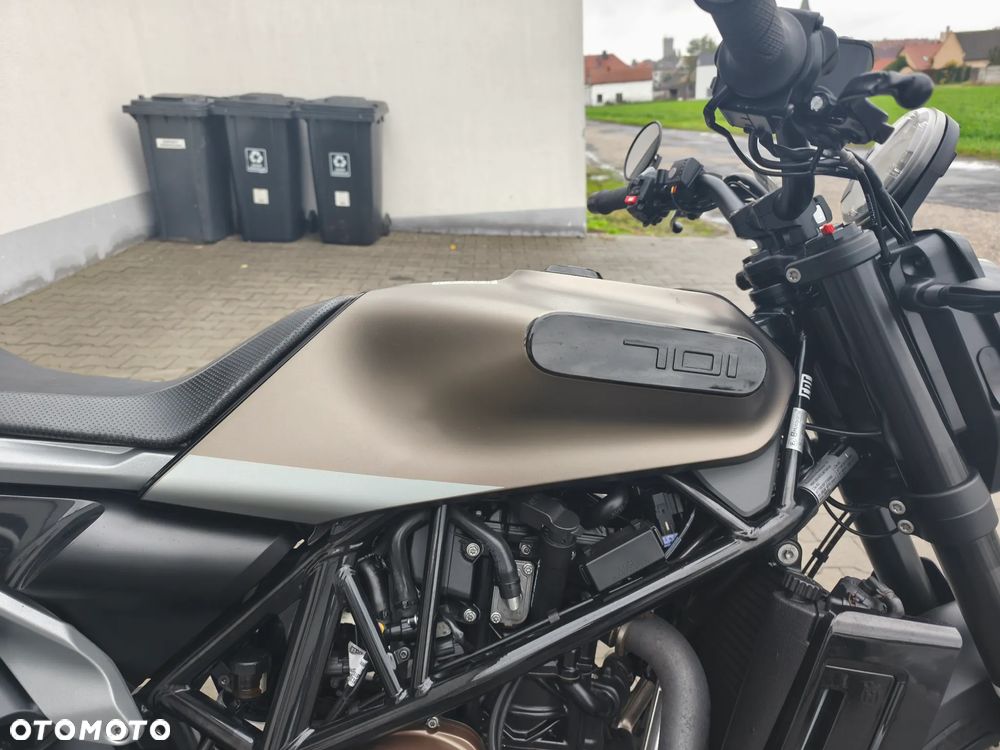 Husqvarna 701 - 18