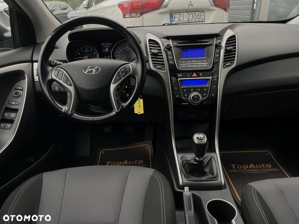 Hyundai i30 1.6 Style - 31