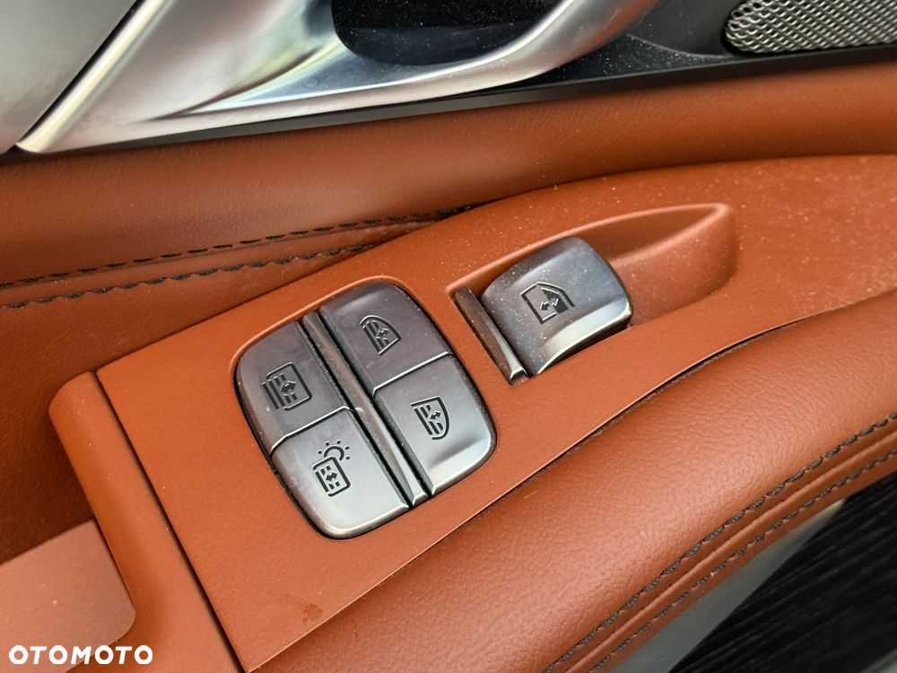 BMW X7 xDrive40i sport - 37