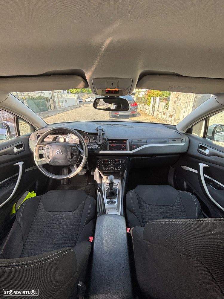 Citroën C5 Tourer 1.6 e-HDi Séduction Air.CMP6 - 11