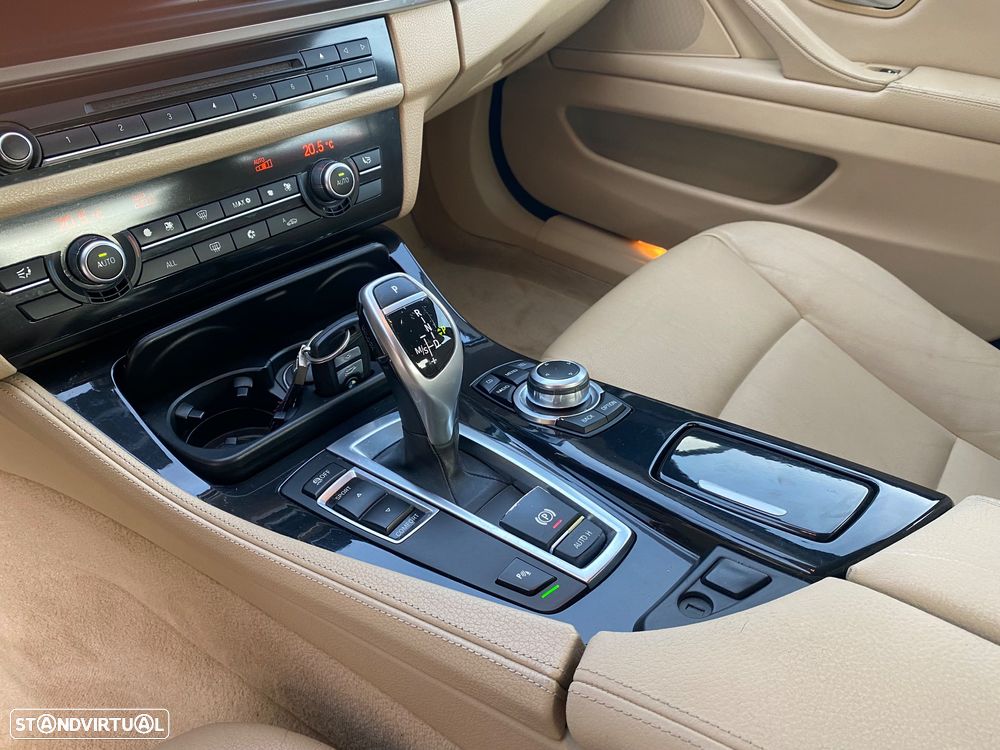 BMW 525 d Auto - 17