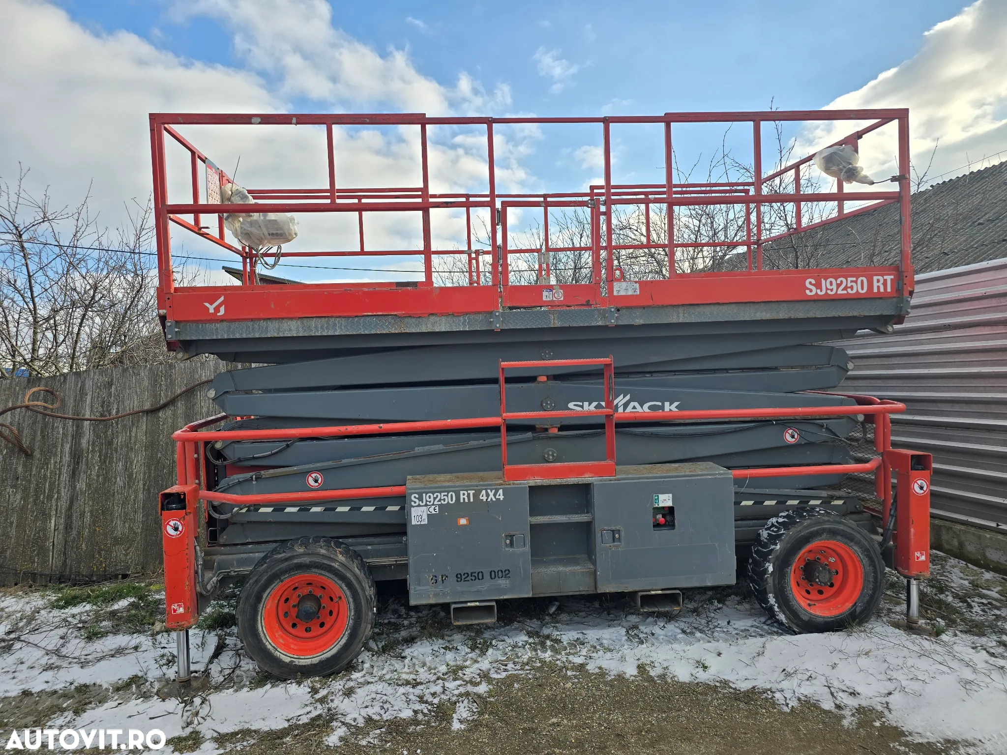 Skyjack Diesel SJ 9250 - 3