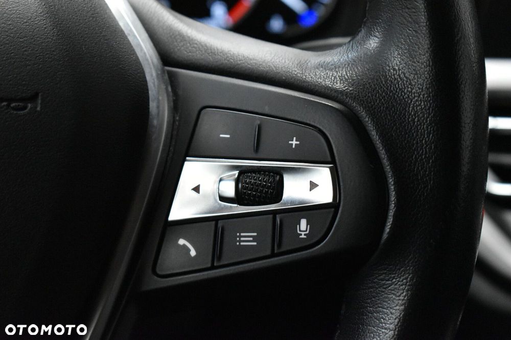 BMW Seria 3 320d xDrive Advantage - 15