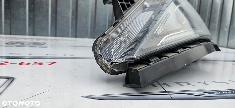 Chrysler Pacifica 2016- Reflektor Lewy Lampa Lewa 68370845AB  LED SOCZEWKA - 5