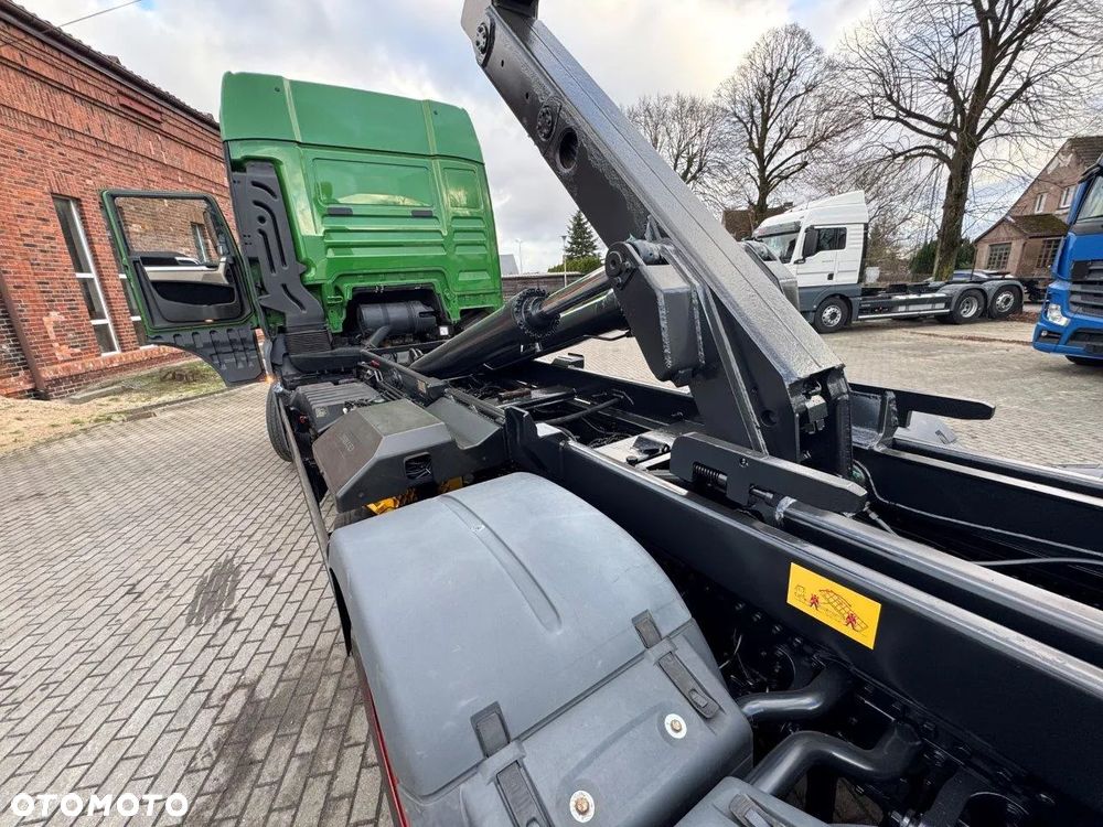 MAN 26.420 6x2 Hakowiec 2018 - 28