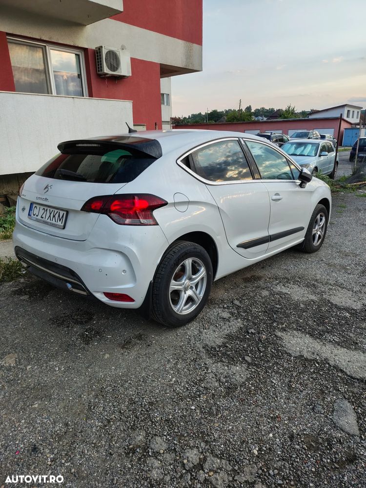 Citroën DS4 1.6 THP BVA6 So Chic - 12