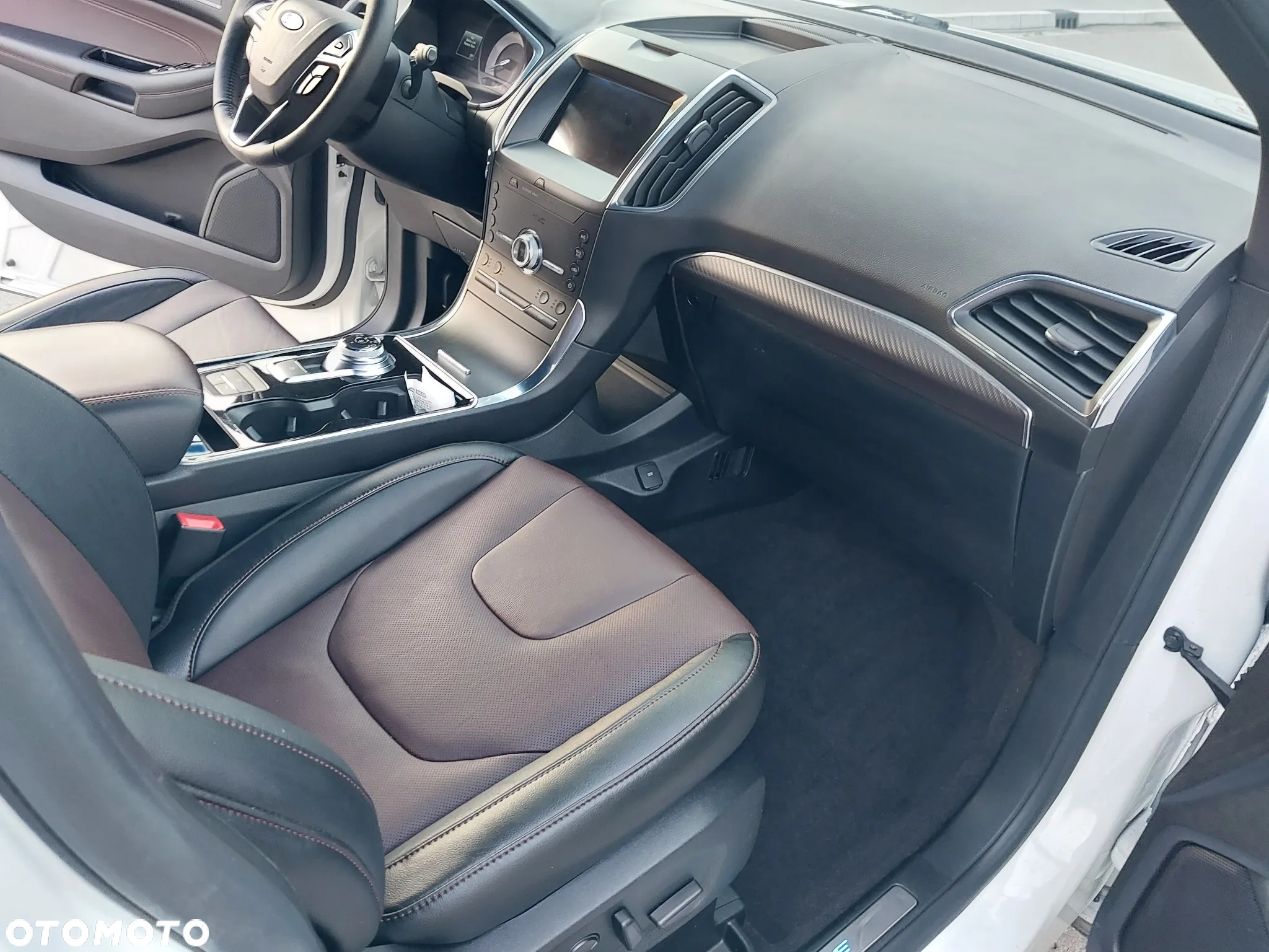 Ford Edge - 14