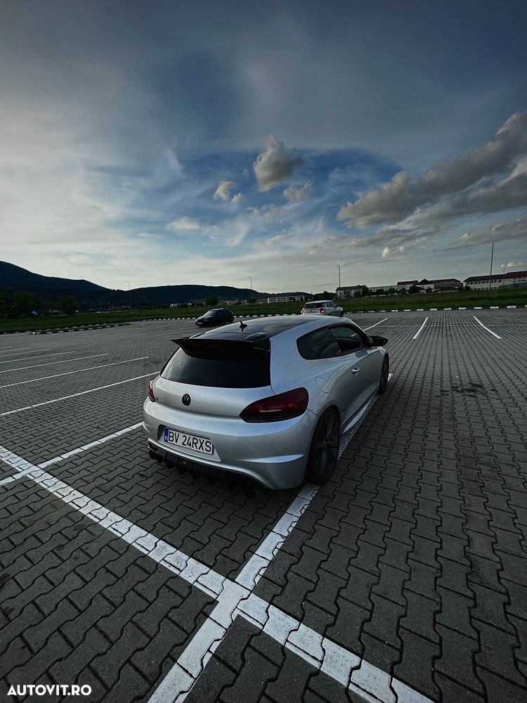 Volkswagen Scirocco R 2.0 TSI DSG - 2
