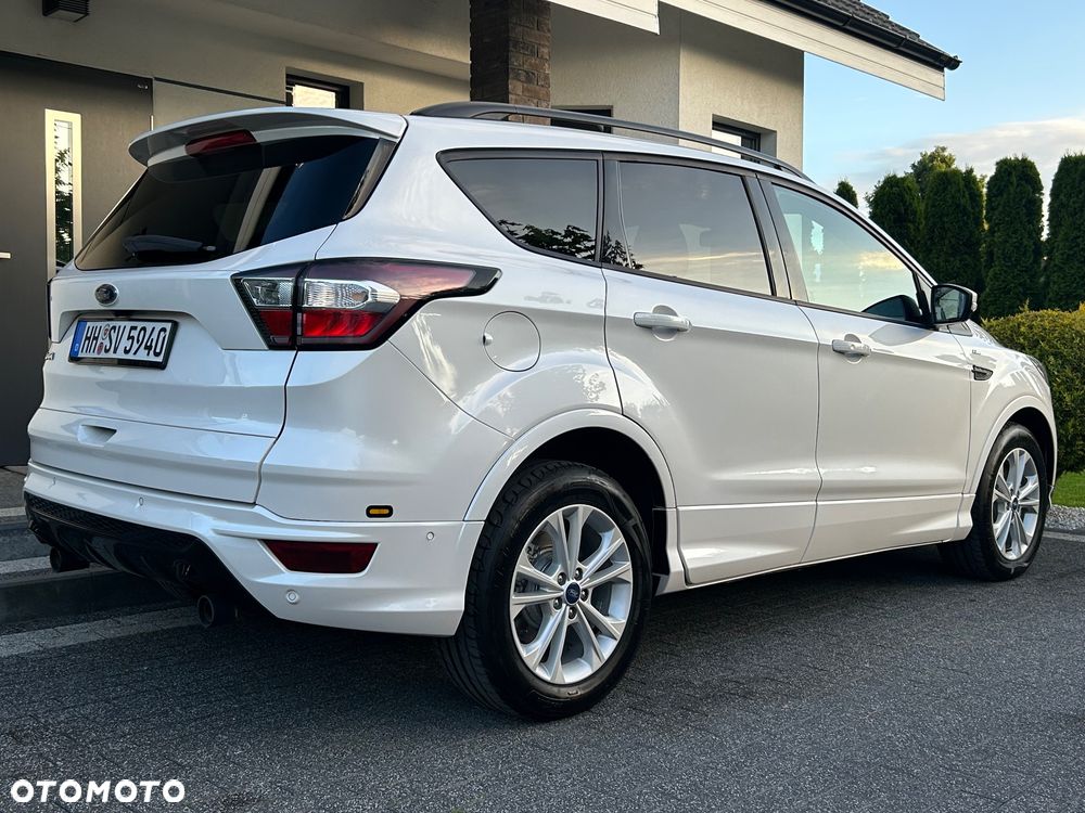 Ford Kuga 2.0 TDCi 4x4 ST-Line - 4
