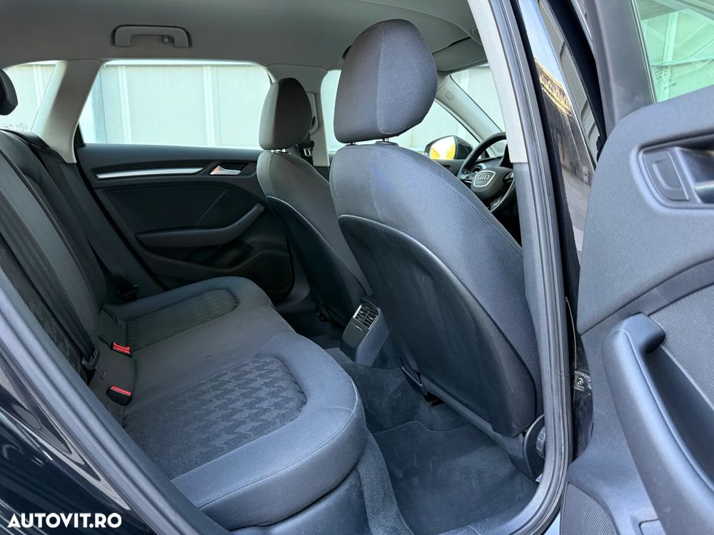 Audi A3 1.6 TDI Ambiente - 21
