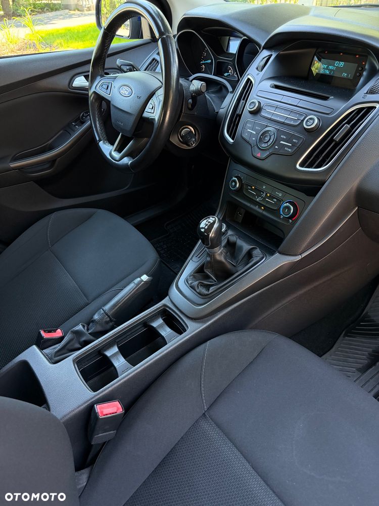 Ford Focus - 16
