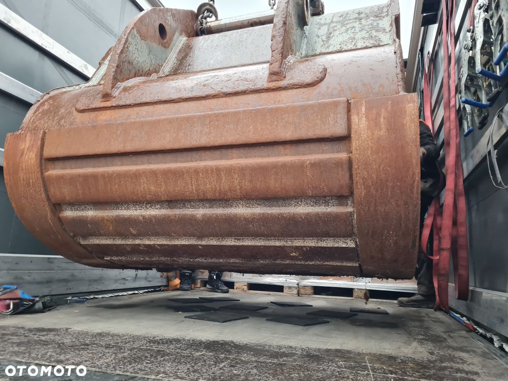 Łyżka Liebherr - 2