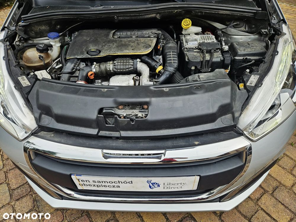 Peugeot 208 - 21
