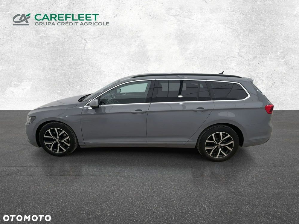 Volkswagen Passat - 8