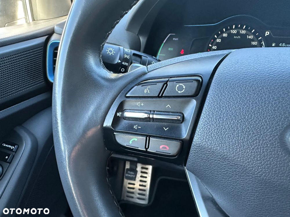 Hyundai IONIQ hybrid Premium - 25
