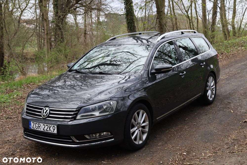Volkswagen Passat 2.0 Blue TDI SCR Highline - 9