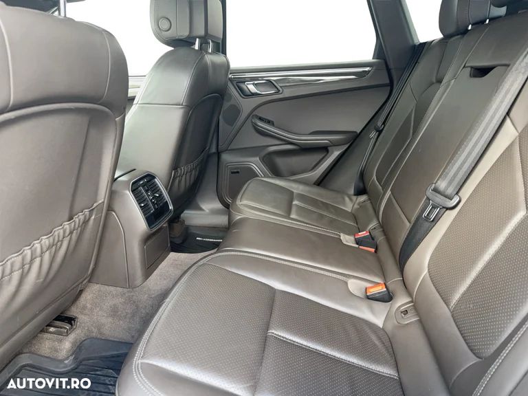 Porsche Macan 3.0 PDK S - 11