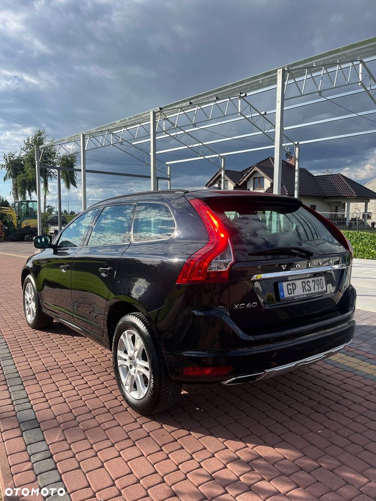 Volvo XC 60 - 4