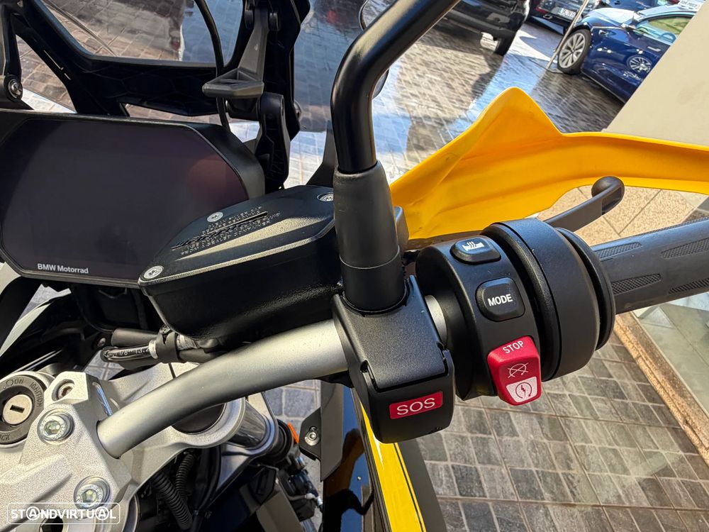 BMW F 750 GS 40anos Rebaixada - 12