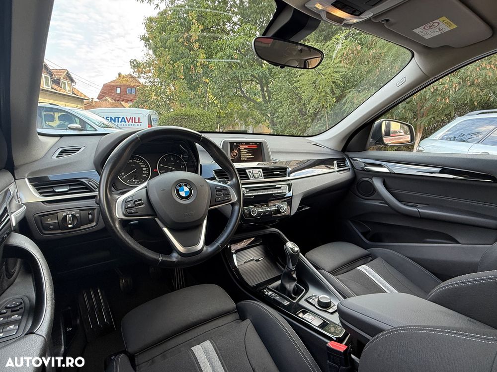 BMW X1 xDrive18d - 8