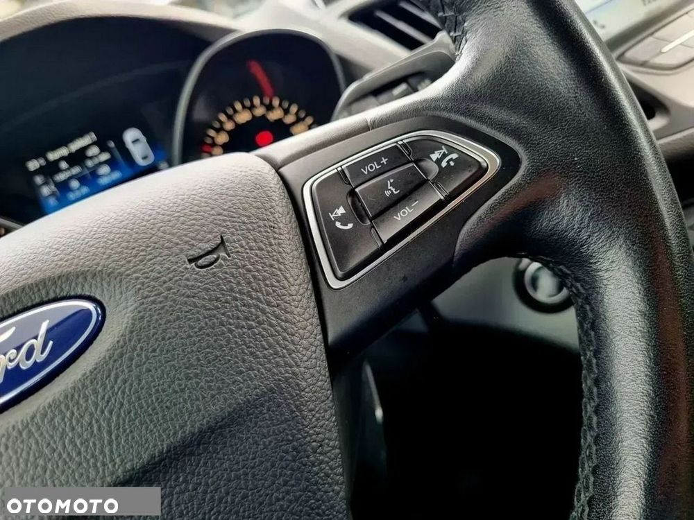 Ford Kuga 1.5 EcoBlue TITANIUM - 18