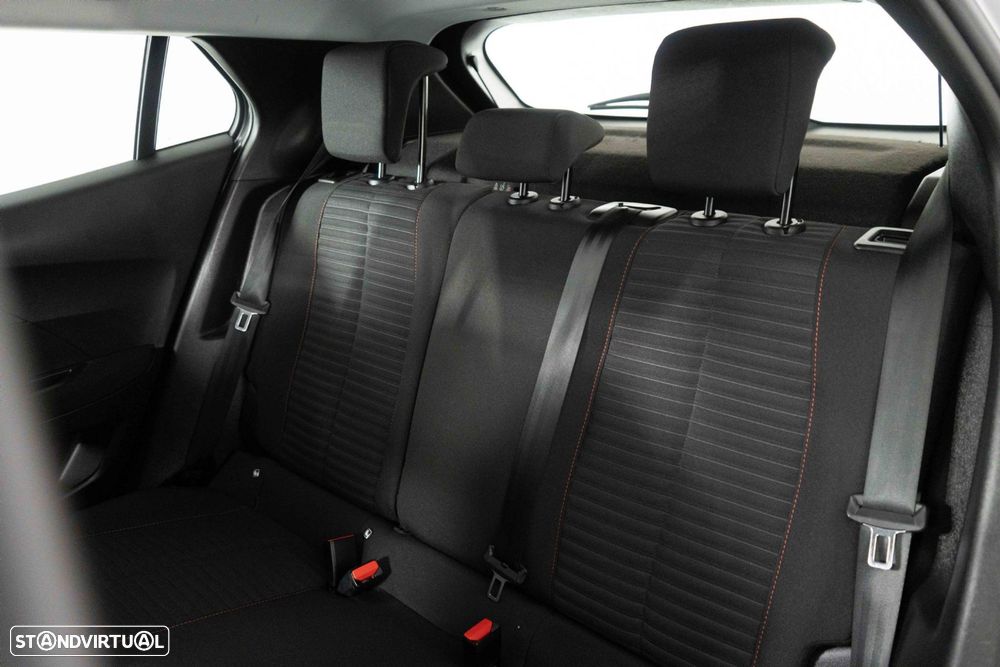 Peugeot 2008 1.2 PureTech Active Pack - 11