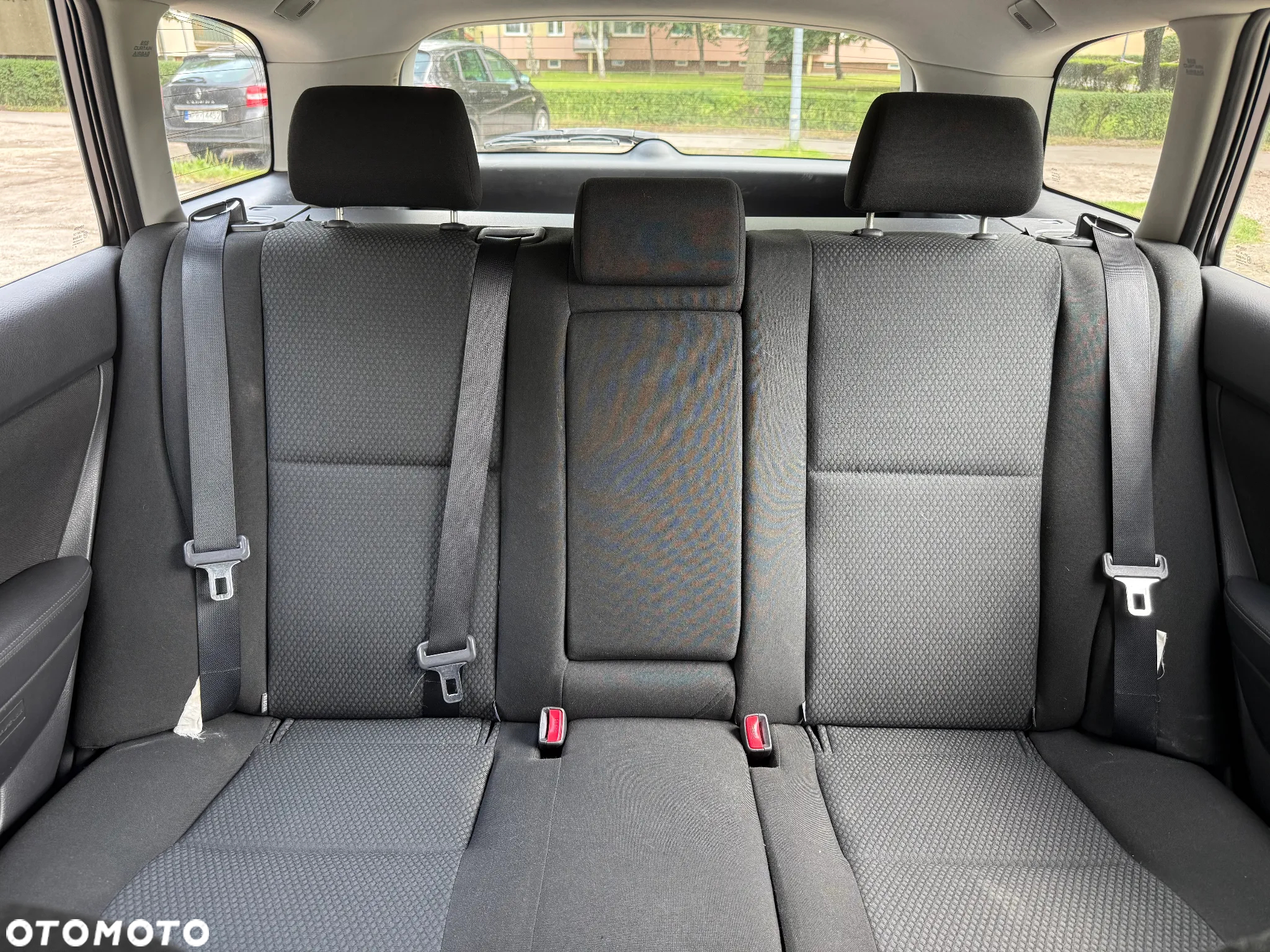 Toyota Avensis - 6
