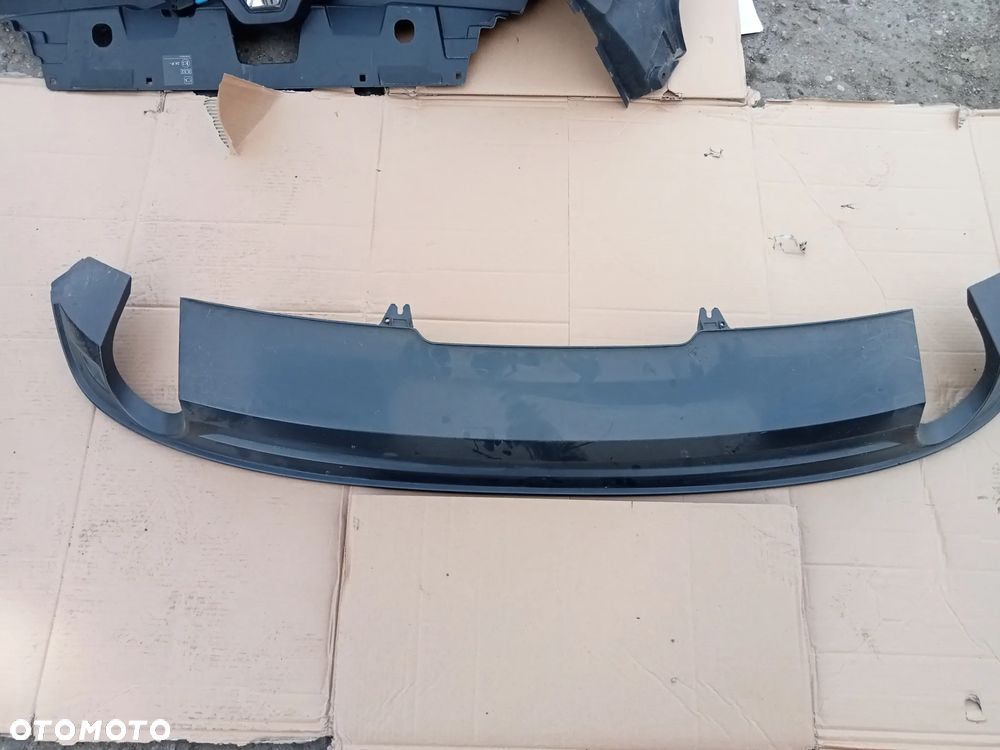 dokładka zderzaka tył audi a 4 b 9 8w0807521g - 1