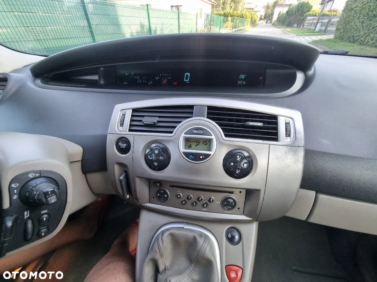 Renault Scenic 1.9 dCi Exception - 15