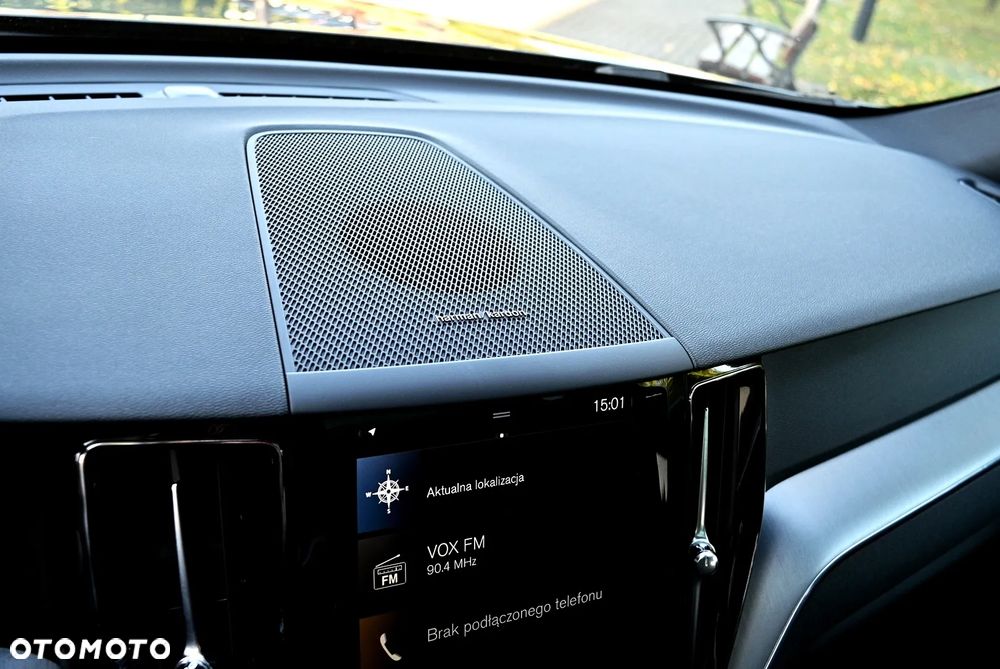 Volvo XC 60 D4 Momentum Pro - 32