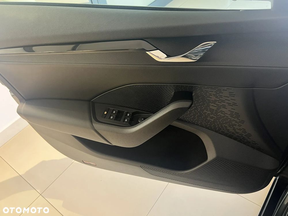 Skoda Octavia 2.0 TDI SCR Ambition DSG - 17