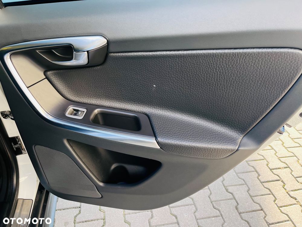 Volvo XC 60 - 17