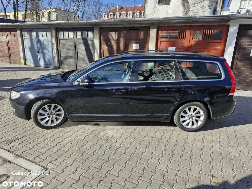 Volvo V70 D2 Geartronic Powershift Momentum - 3
