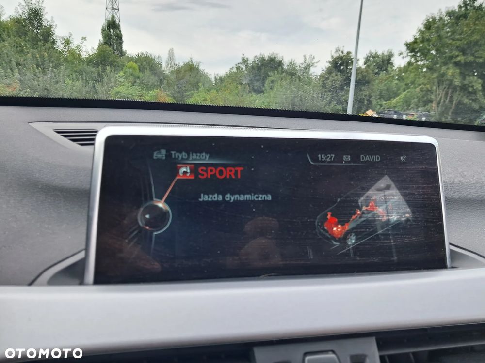 BMW X1 sDrive16d xLine - 12