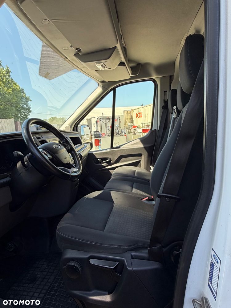 Ford Transit - 15