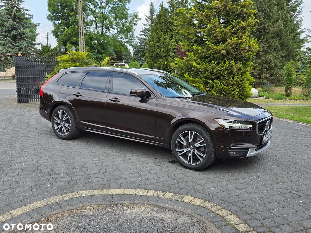 Volvo V90 Cross Country T6 AWD - 2