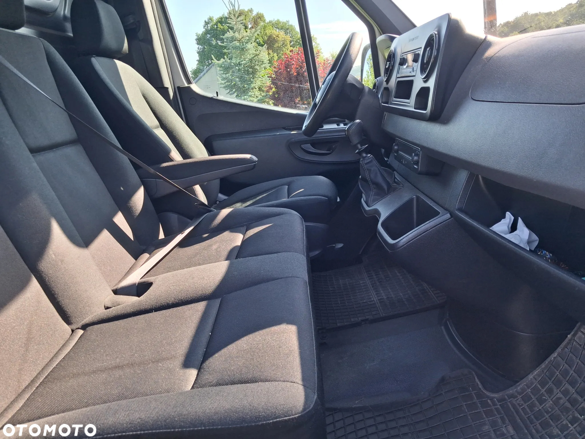 Mercedes-Benz Sprinter - 8