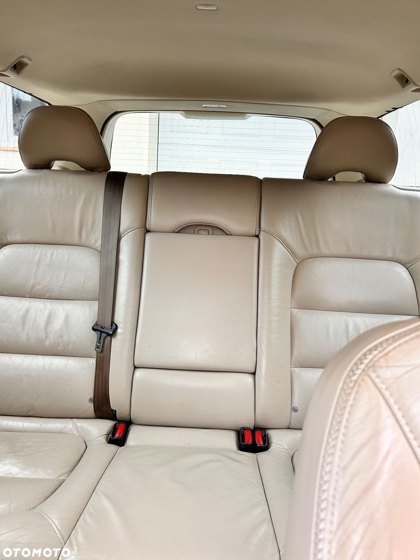 Volvo XC 70 - 25