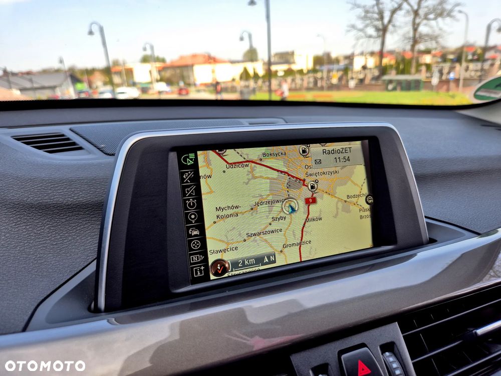 BMW X1 sDrive18d xLine - 14